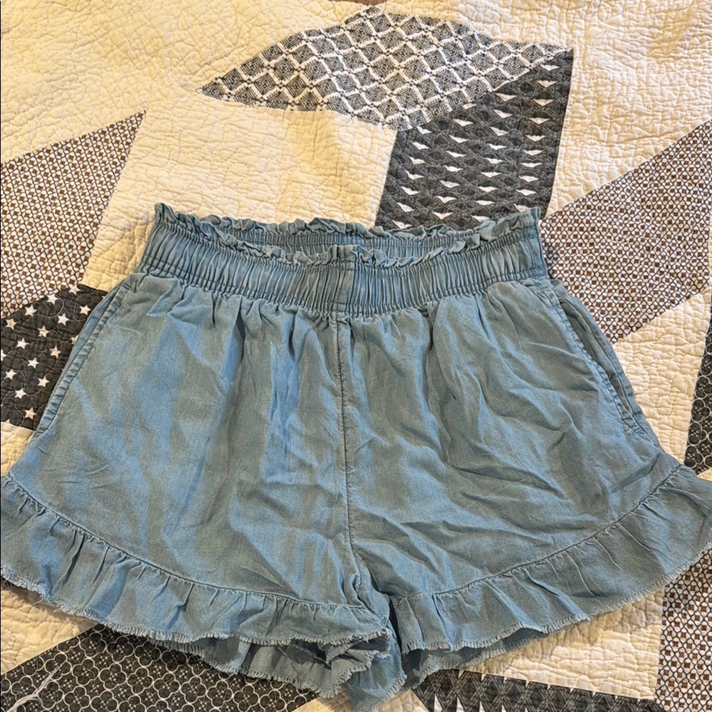 Women's Light Blue Ruffle Hem Elastic Waist Shorts